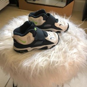 Toddler Nike’s
